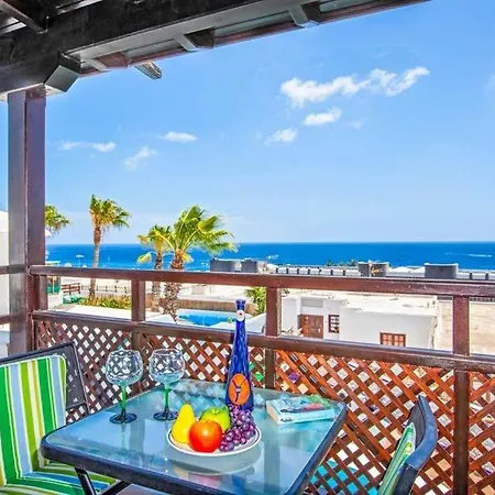 Puerto Del Carmen Sleeps 14 With Pool Air Con&wifi Villa *