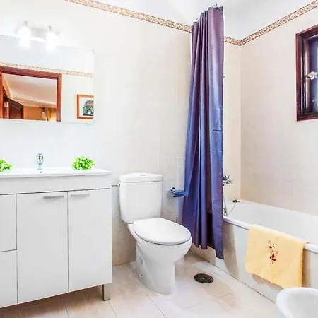 빌라 Puerto Del Carmen Sleeps 14 With Pool Air Con And Wifi